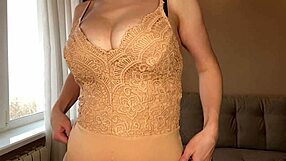 i fingered myself to orgasm for my boyfriend.