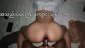 Thai-koulutyttö isolla persellä saa kovan doggyn