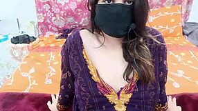 Sobia nasir doing roleplay on whatsapp video call with her client clear urdu hindi audio with moaning