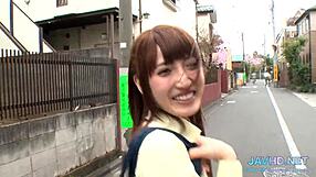 Japonska vroča dekleta kažejo seksi noge v kompilaciji