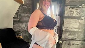 Anal Creampie in Maja's Tight Asshole