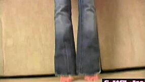 Addison Teases in Tight Jeans, Showcasing Her Perfect Butt on Webcam for Solo Fun