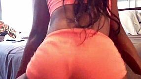 Can You Handle This Ebony Twerking After Her Fat Cameltoe Reveal?