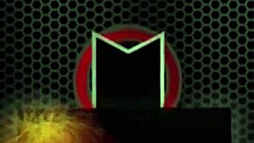 i admire Nicki Hunter's long hair and natural tits.