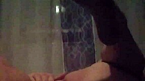 BBW gendut colmek memek basahnya sampe muncrat deras. Dia coli intens sampe basah kuyup.