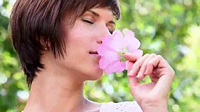 i’m obsessed with suzanna a stripping outdoors