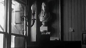 mitkä salaisuudet piilevät kahdessa vuosisadassa vintage-erotiikkaa?