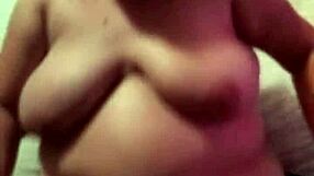 kriči jebi ponižuj pravo debelo končaj po obrazu v spalnici