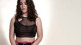 Up Close How Women Orgasm with Kinky Babe Victoria Voxxx Solo Masturbation