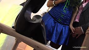 I'm This Amazing Hottie Making A Horny Guy Cum In My Mouth