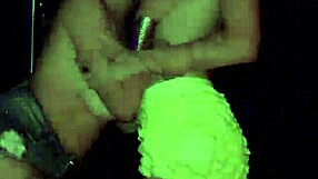 blondes and crossdressers party with big asses at club 🥳