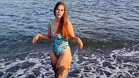 teen shows ass and pussy on public beach outdoor