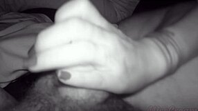 Dick flash in public parking - teen student sucking cock in car