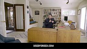 i can’t beleive this latina teen got fucked durin interview