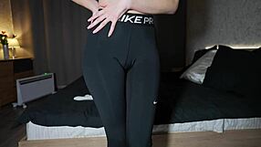Amateur masturbates and pisses in leggings in 4K