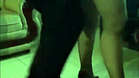 le encanta montar vergas ajenas