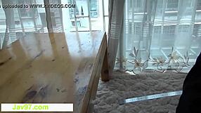 Japán Nagy Cicis Masszázs Kemény Baszássá Válik!