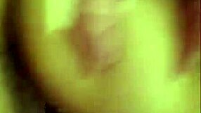 Hot neighbor surprises with a friendly visit