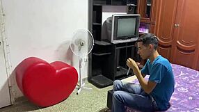 Latina amateur has sex with best friend, squirts in doggystyle