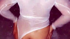 horny latina girl gets wet after solo vibrator session