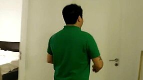 Järkyttävä lutka piika ei kerro emännälle osa 1