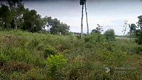 Prepela sem se z fantom in poklicala moža sestre, da mi razvali rit v raju - analni porno