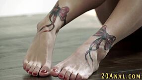 Babe gets her bum licked before hardcore anal