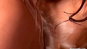 Hot Japanese babe fucks 😍