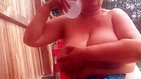 Pussy fucking in homemade video