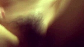 Japoneză înfometată de spermă 18+ vrea muie cu vibrator și cumshot hardcore