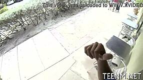 babe courtney loxx is engulfing rod for cash