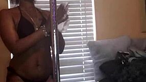 Ebony Naejae Twerks Big Ass And Grinds Pussy On Pole In Solo Sexy Performance