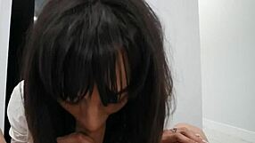 أنا ساشا بيرل ميلف صدرية بنية أمص زب باركر أمبروز الضخم في المكتب