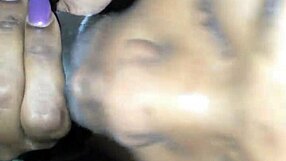 Amateur Satin Sheetz Teases With Head