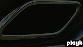 Sem pozirala na prostem kot drobcena 18+ brineta in pokazala figuro