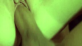 Teen hottie craves wild insertions with intense amateur action