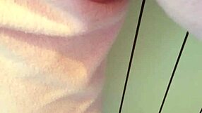 Beautiful Brunette Alternative Masturbation