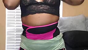 Ebony Naejae Twerks Big Ass And Grinds Pussy On Pole In Solo Sexy Performance