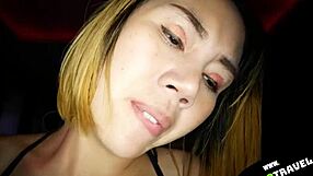 vroči tip pravi, trdo jebem to azijsko pičko