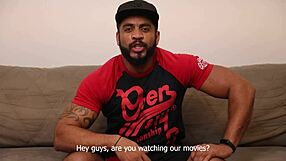 modelo fazendo o teste do sof� pra arrumar emprego com tattoo e pov