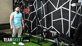 Mila Milkshake stretches her curvy body and shakes her big ass at the gym