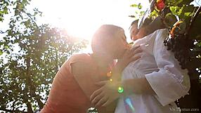 Vivthomas Vine Hannah Sweet Subil Arch Licks Pussy With Intense Cunilingus