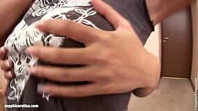 Marcie and Marylon dive into fingering and cunilingus in this erotic lesbian trio