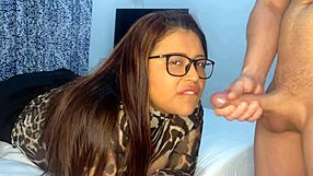 超エロ義母のねっとりフェラ、蒸し暑い部屋で