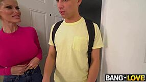 College Boy Johnny Love Bangs Casca Akashova Hard!