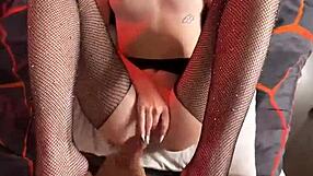 I'm havin real sex in stockins, suckin dick and fingerin passionatly.