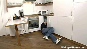 i fucked my stepsis right in the kitchen sink