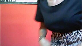 a true penis expert chantal receives intimate photos and comments with wisdom