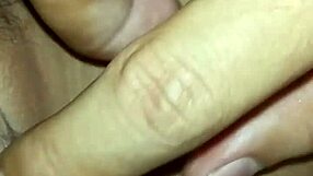 越南嫩妹18+秀出惊人胸部第二部