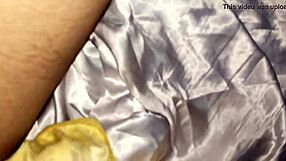 Ao dai em gai in a casual conversation about sex and anal